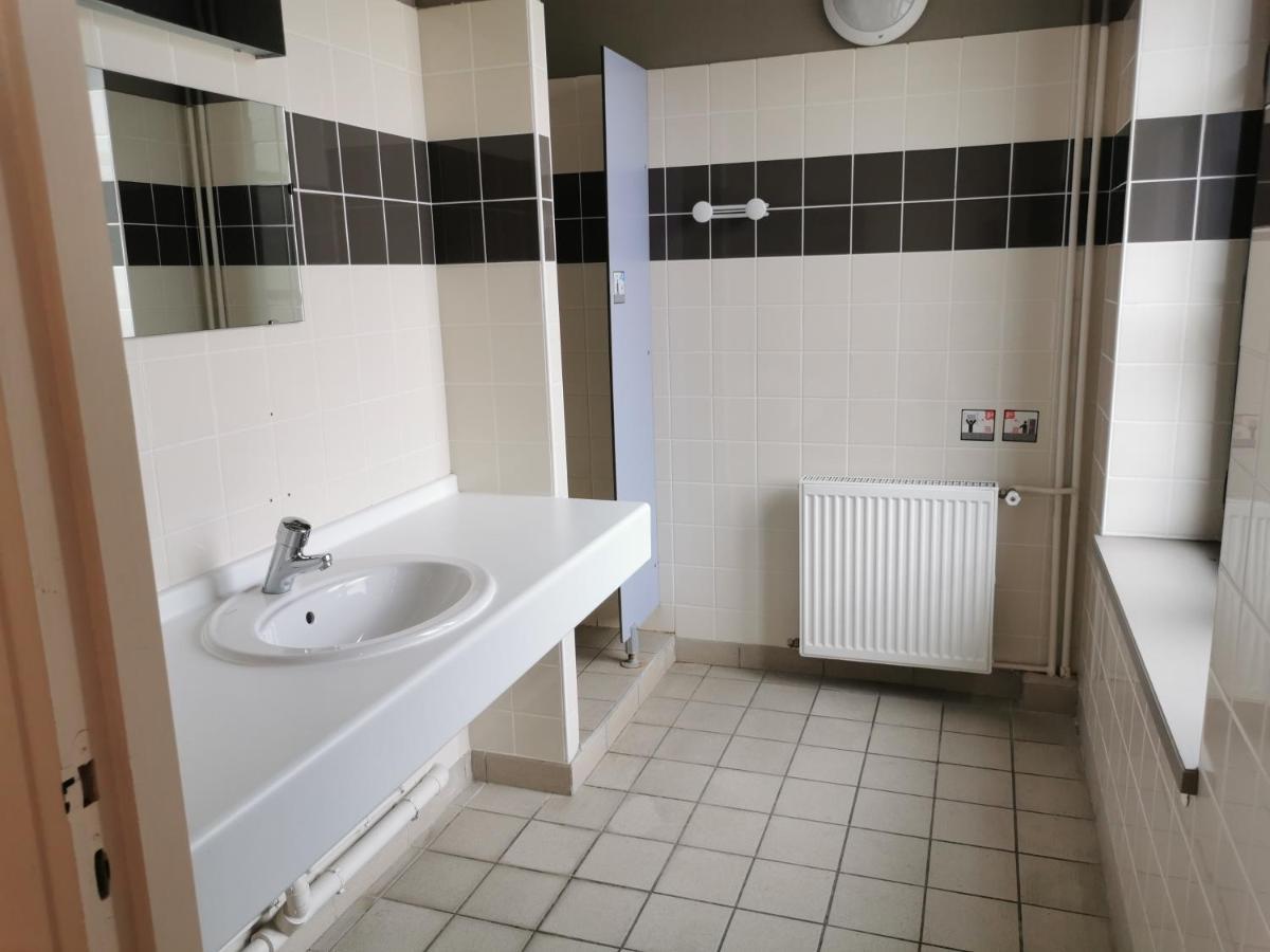 Auberge De Jeunesse Hi Rouen Esterno foto