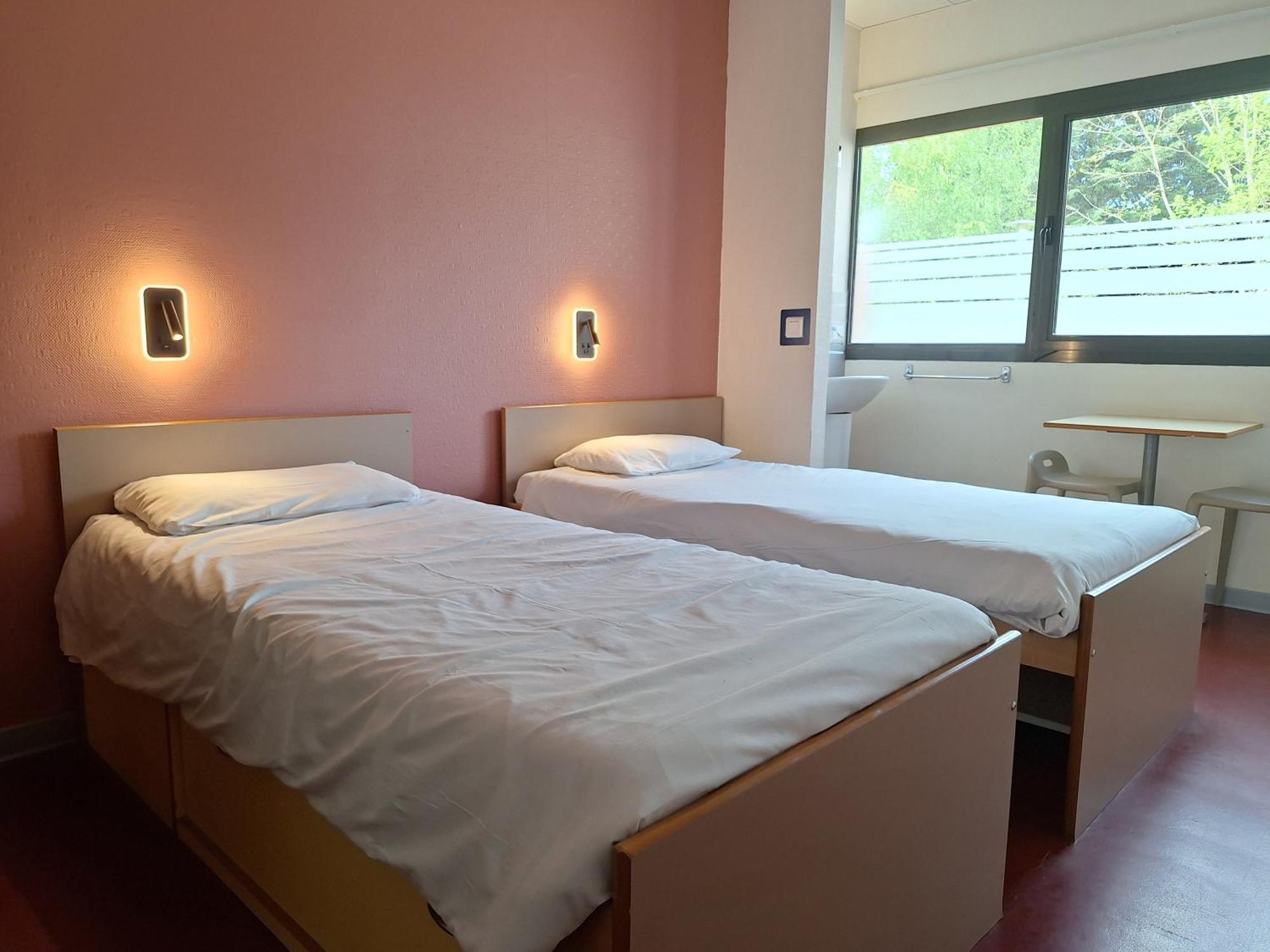 Auberge De Jeunesse Hi Rouen Esterno foto